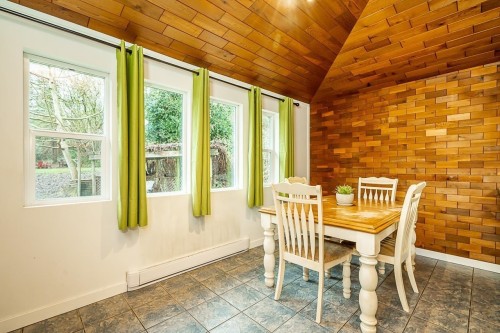 25745 Lougheed Highway, Maple Ridge, BC 