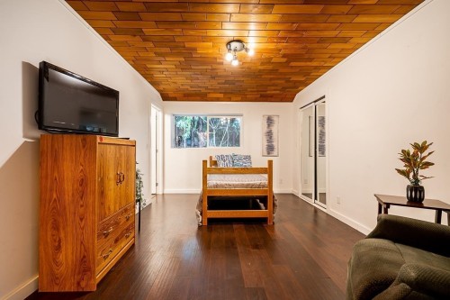 25745 Lougheed Highway, Maple Ridge, BC 