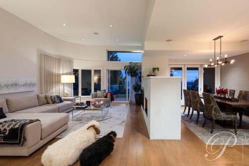 2336 Folkestone Way, West Vancouver, BC 