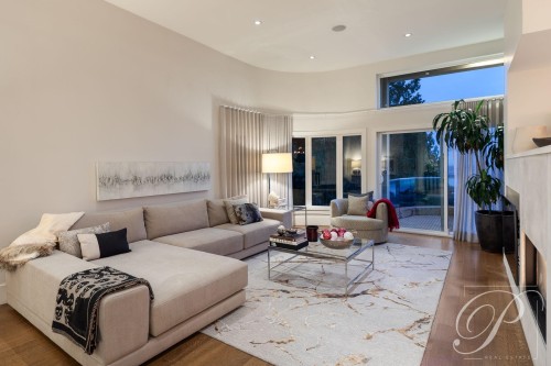 2336 Folkestone Way, West Vancouver, BC 