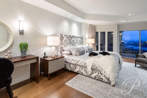 2336 Folkestone Way, West Vancouver, BC 