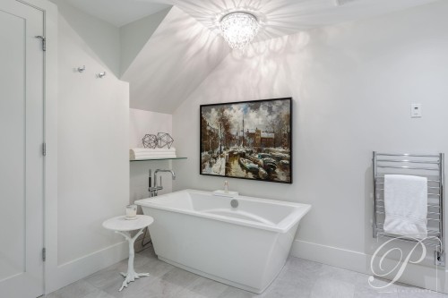 2336 Folkestone Way, West Vancouver, BC 