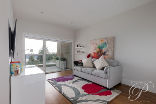 2336 Folkestone Way, West Vancouver, BC 