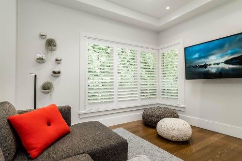 2336 Folkestone Way, West Vancouver, BC 