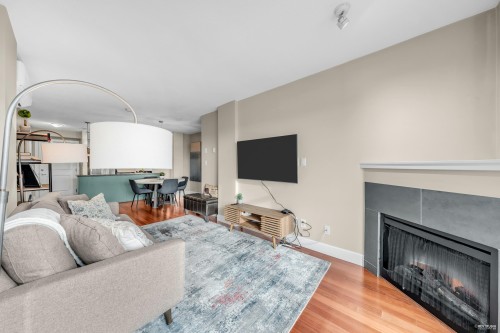 412-3811 Hastings Street, Burnaby, BC 