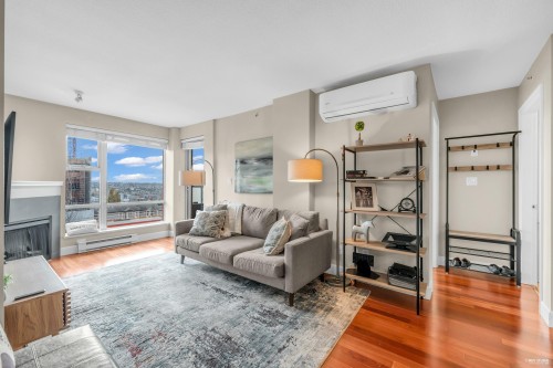 412-3811 Hastings Street, Burnaby, BC 