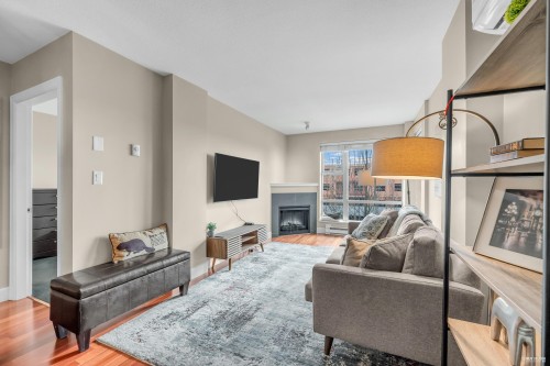 412-3811 Hastings Street, Burnaby, BC 