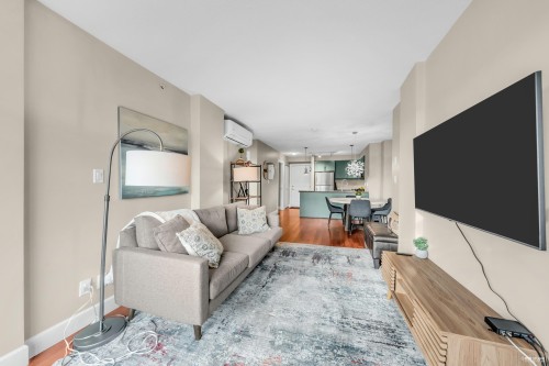 412-3811 Hastings Street, Burnaby, BC 