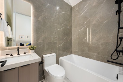 2-3232 38Th Avenue W, Vancouver, BC 