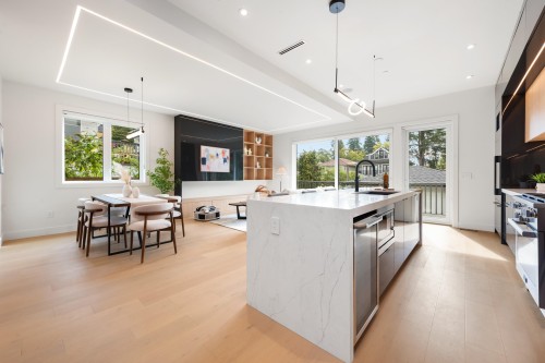 2-3232 38Th Avenue W, Vancouver, BC 