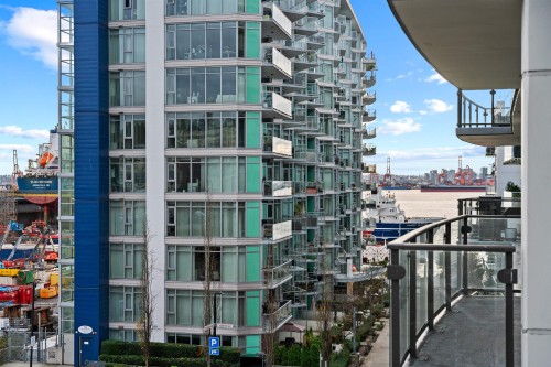 502-172 Victory Ship Way, North Vancouver, BC 