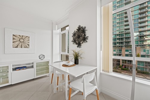 502-172 Victory Ship Way, North Vancouver, BC 