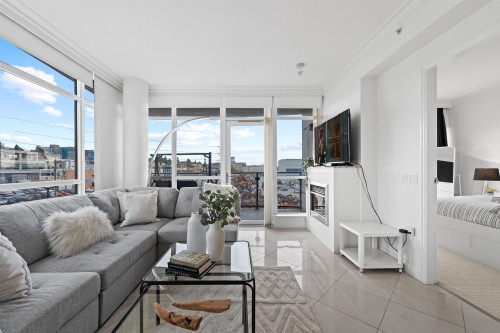 502-172 Victory Ship Way, North Vancouver, BC 