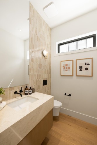 1385 19Th Street, West Vancouver, BC 