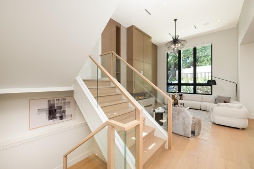 1385 19Th Street, West Vancouver, BC 