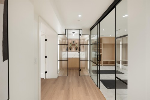 1385 19Th Street, West Vancouver, BC 