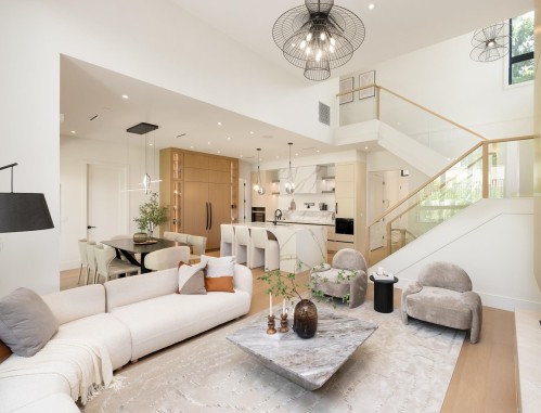 1385 19Th Street, West Vancouver, BC 