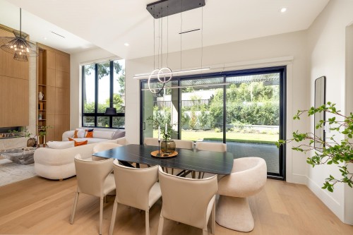 1385 19Th Street, West Vancouver, BC 