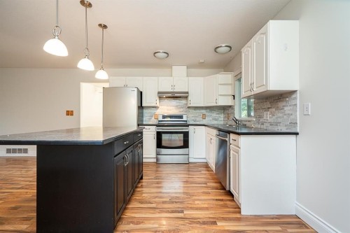 12466 231B Street, Maple Ridge, BC 