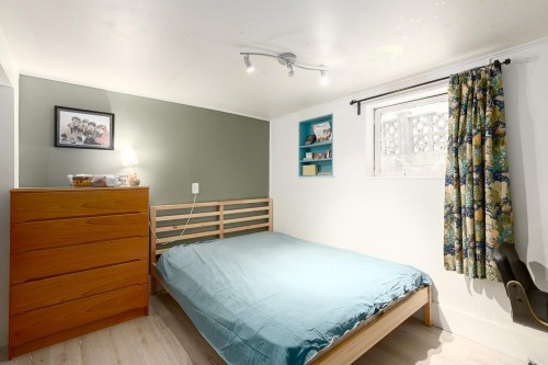 928 17Th Avenue E, Vancouver, BC 