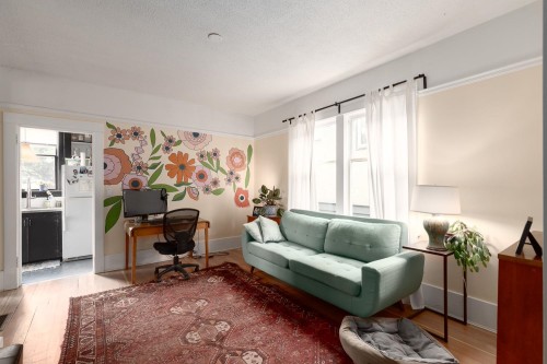 928 17Th Avenue E, Vancouver, BC 