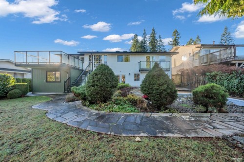 2731 Daybreak Avenue, Coquitlam, BC 