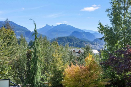 2954 Strangway Place, Squamish, BC 