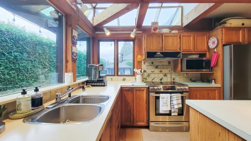 418 Walker Street, Coquitlam, BC 