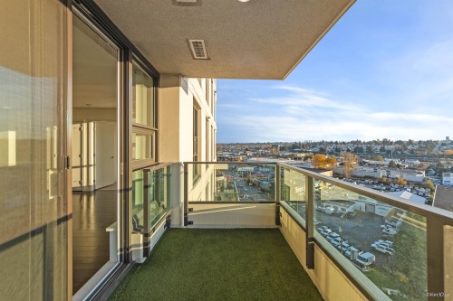 1002-2232 Douglas Road, Burnaby, BC 