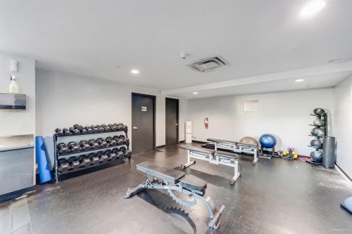 1002-2232 Douglas Road, Burnaby, BC 