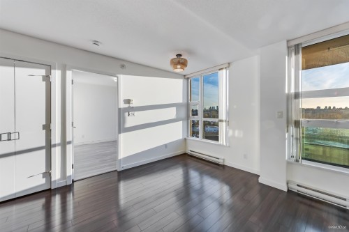 1002-2232 Douglas Road, Burnaby, BC 