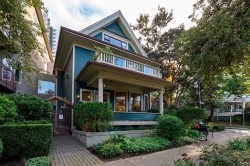 1056 Nicola Street  Vancouver, BC V6G 2C9