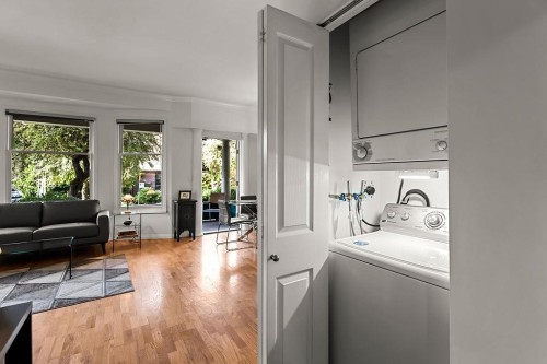 1056 Nicola Street, Vancouver, BC 