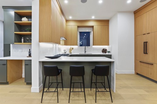 1-1322 13Th Avenue E, Vancouver, BC 