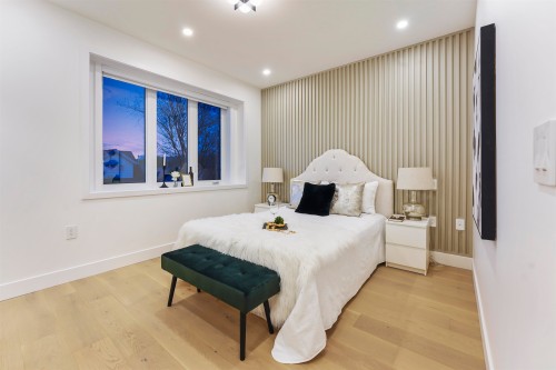 1-1322 13Th Avenue E, Vancouver, BC 