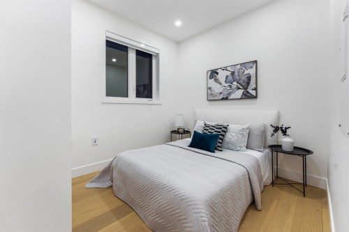 1-1322 13Th Avenue E, Vancouver, BC 