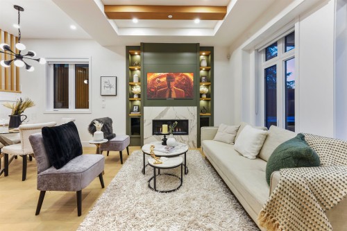 1-1322 13Th Avenue E, Vancouver, BC 