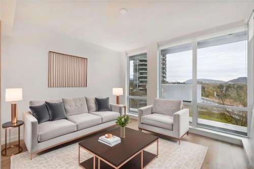 805-1500 Fern Street  North Vancouver, BC V7J 0E6