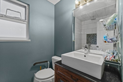 1405 Edinburgh Street, New Westminster, BC 