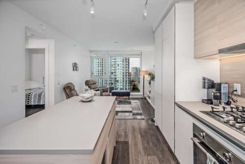 1801-657 Whiting Way, Coquitlam, BC 