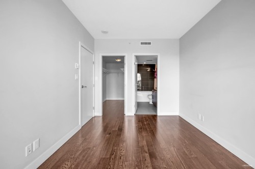 1505-7117 Elmbridge Way, Richmond, BC 