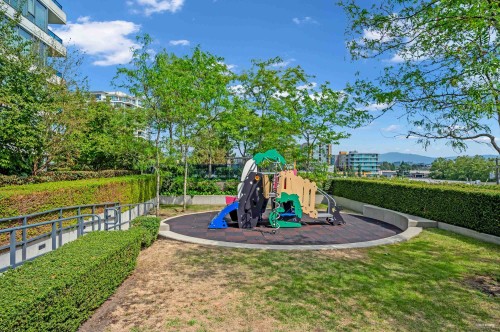 1505-7117 Elmbridge Way, Richmond, BC 