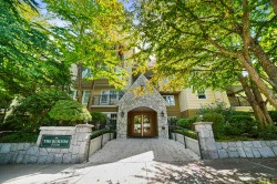 206-5556 14 Avenue  Delta, BC V4M 4E7