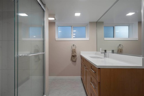 922 Seacrest Court, Port Moody, BC 