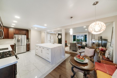 922 Seacrest Court, Port Moody, BC 