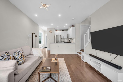 333 7Th Avenue E, Vancouver, BC 