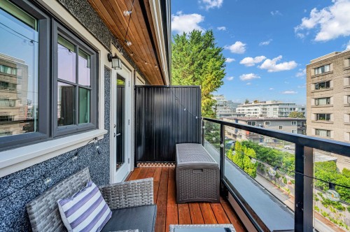 333 7Th Avenue E, Vancouver, BC 