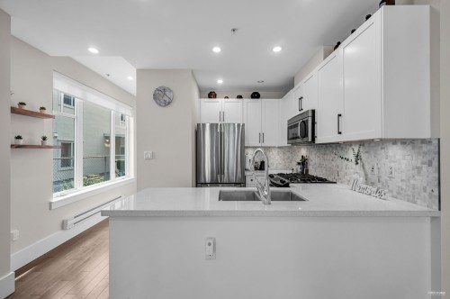 333 7Th Avenue E, Vancouver, BC 