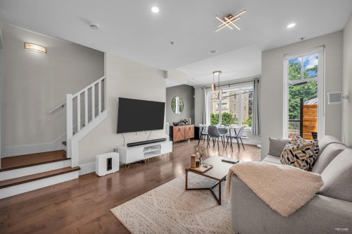 333 7Th Avenue E, Vancouver, BC 