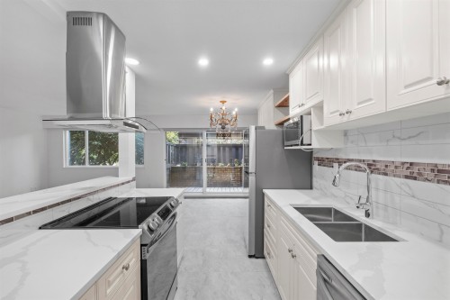 609-555 28Th Street W, North Vancouver, BC 